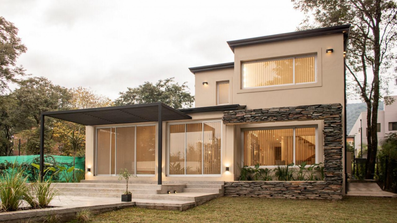 VENTA CASA COUNTRY LA ARBOLEDA
