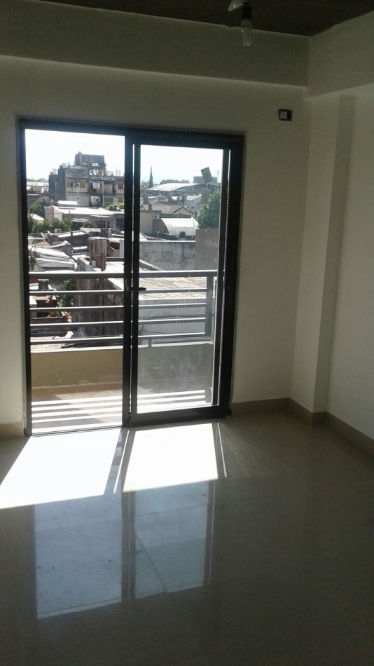 MONOAMBIENTE EN ALQUILER 