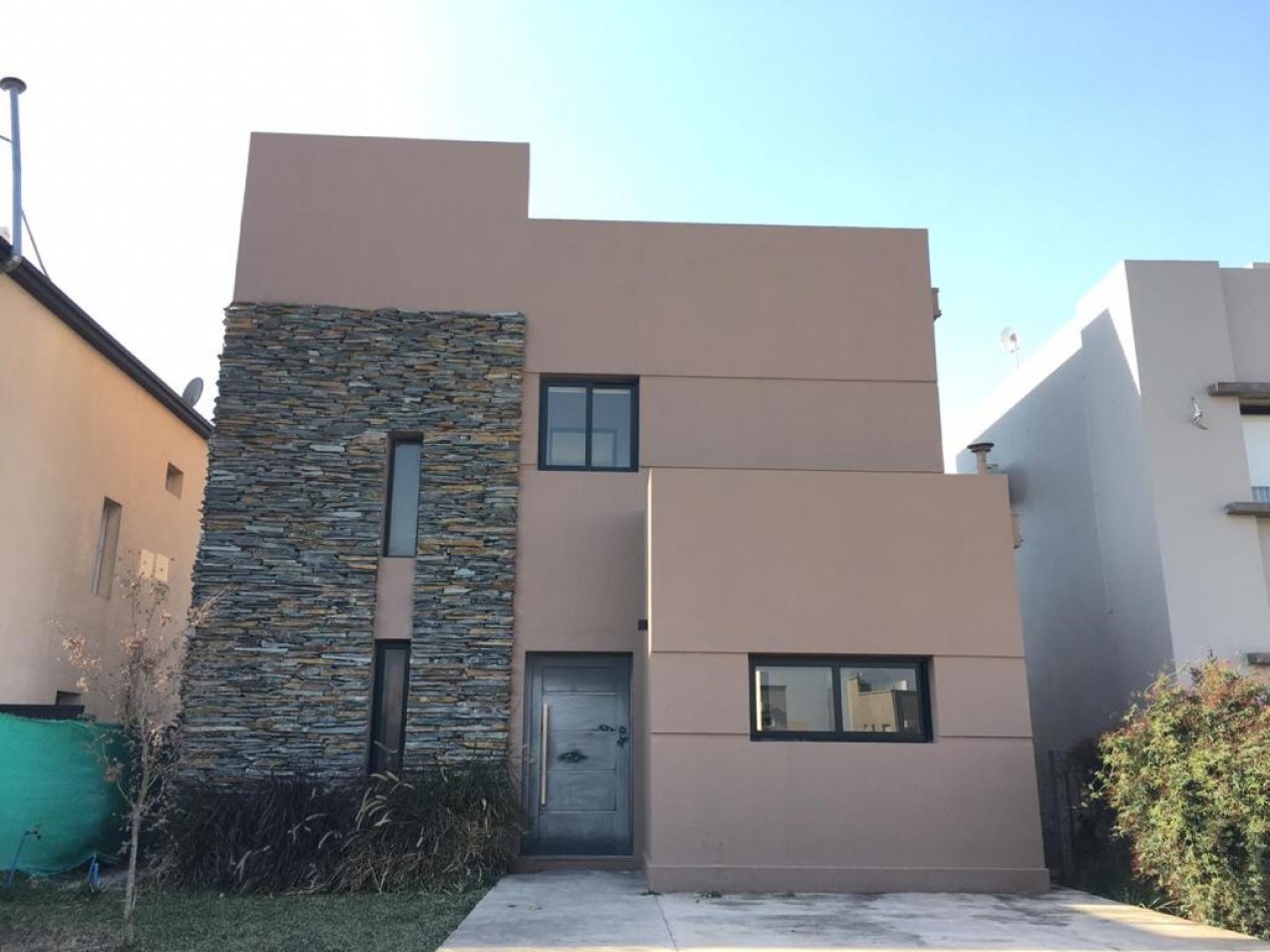 Casa Country Alltos del Cevil I