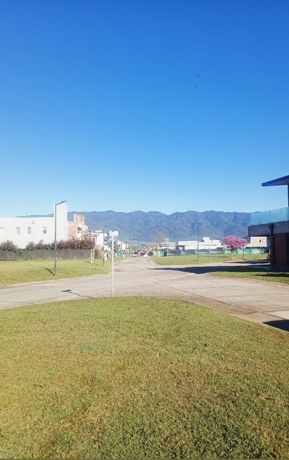 Lote en Venta en Country Viento Sur - Ubicacion Premium 